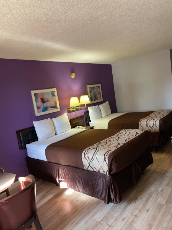 Budget Host Inn image 29