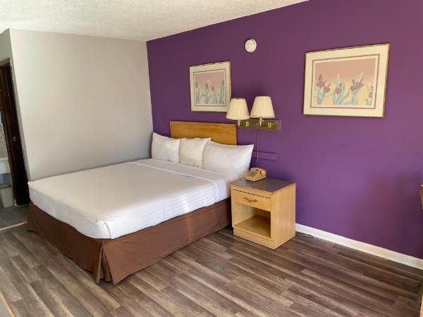 Budget Host Inn image 30